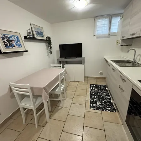 Stella Marina Apartment *