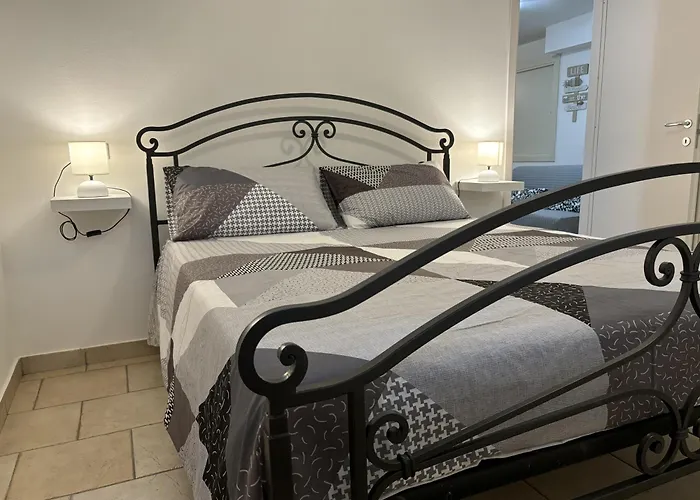 Stella Marina * Πέζαρο